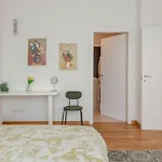 Bright & Cozy, Easy To Reach In Florence