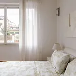 Bright & Cozy, Easy To Reach In Florence