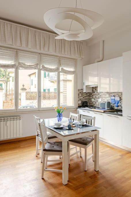 Bright & Cozy, Easy To Reach In Apartamento *