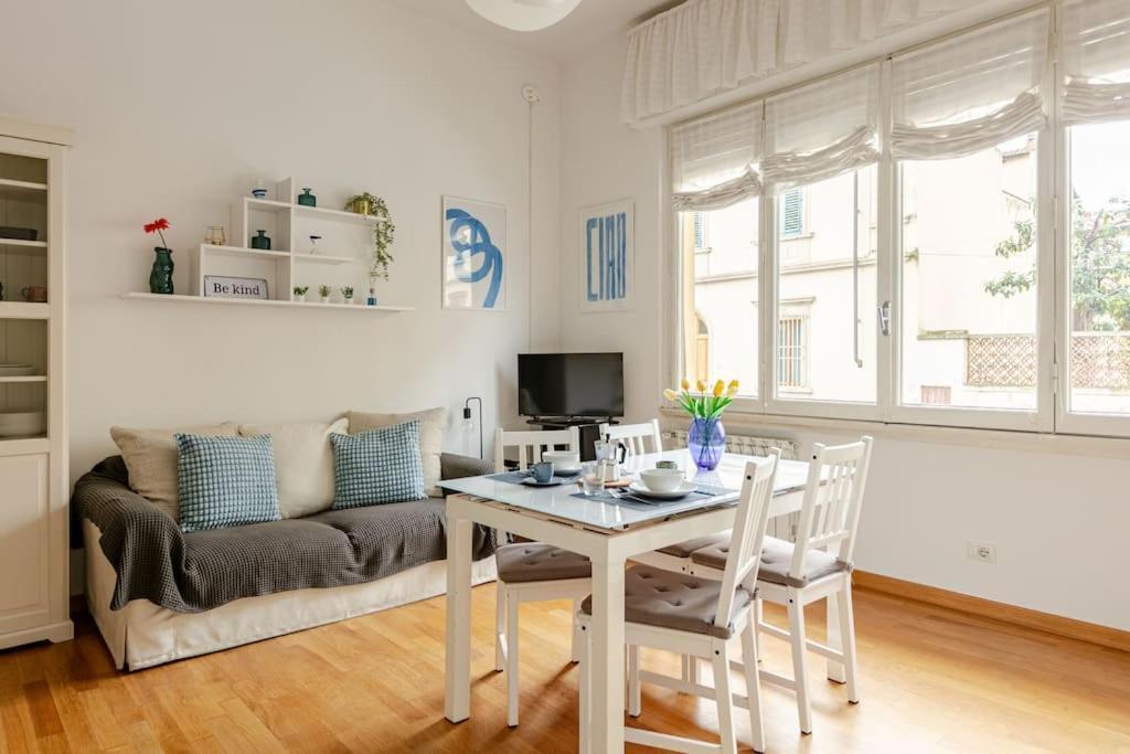 Bright & Cozy, Easy To Reach In Florencia